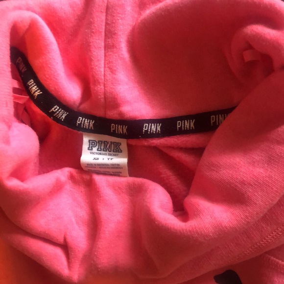 PINK - Picture 4 of 4